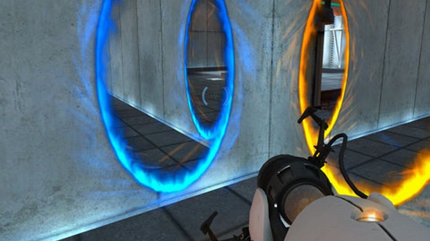 VR juggling through portals in Half-Life: Alyx