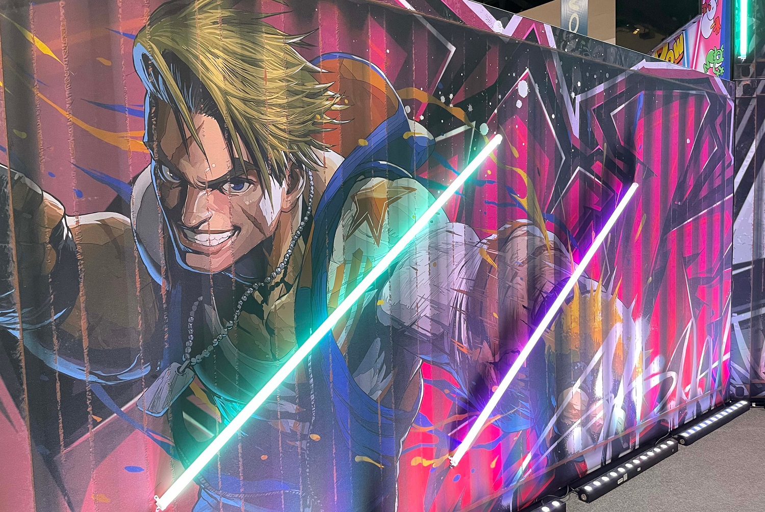 sdcc street fighter 6 demo graffiti mural toys