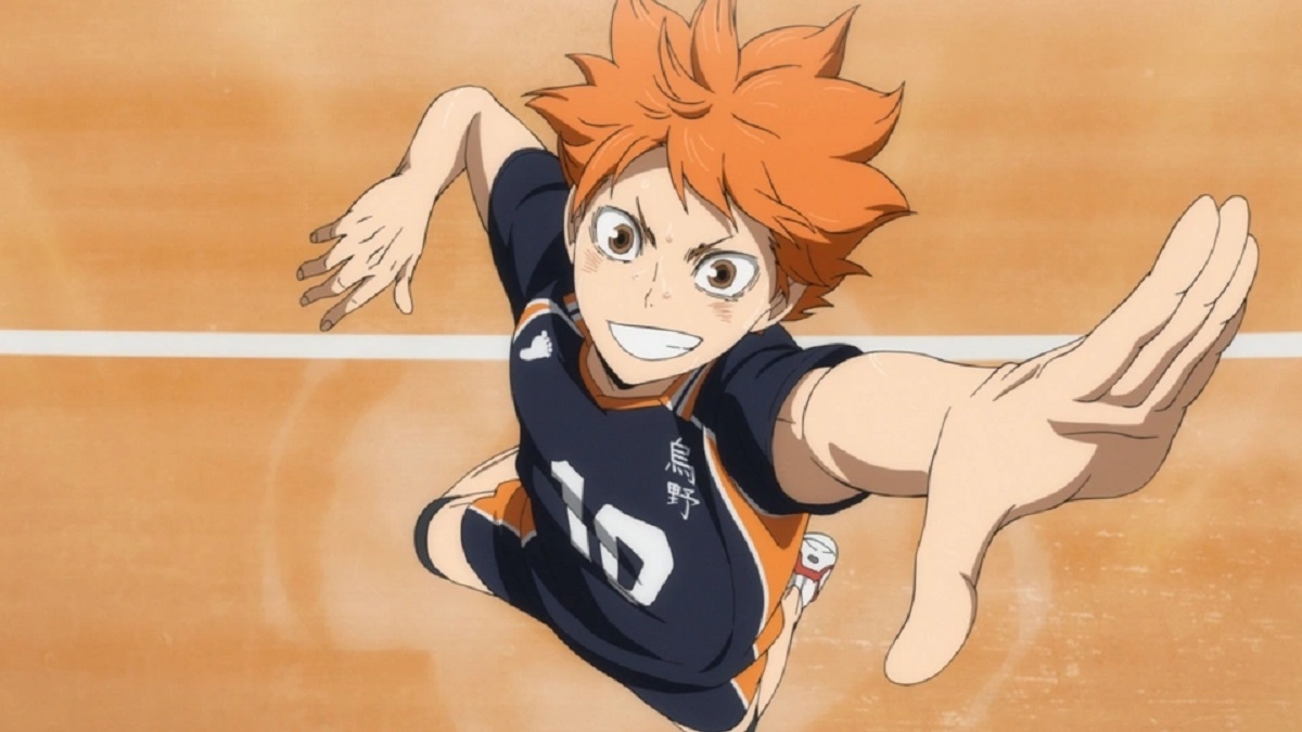 Haikyu Shoyo Hinata jumping on volleyball pitch