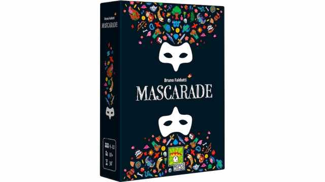 mascarade bluffing card game