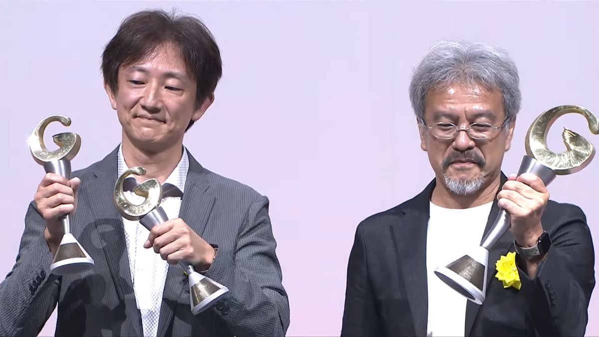 Hidemaro Fujibayashi and Eiji Aonuma receive the Grand Award for The Legend of Zelda Tears of the Kingdom.