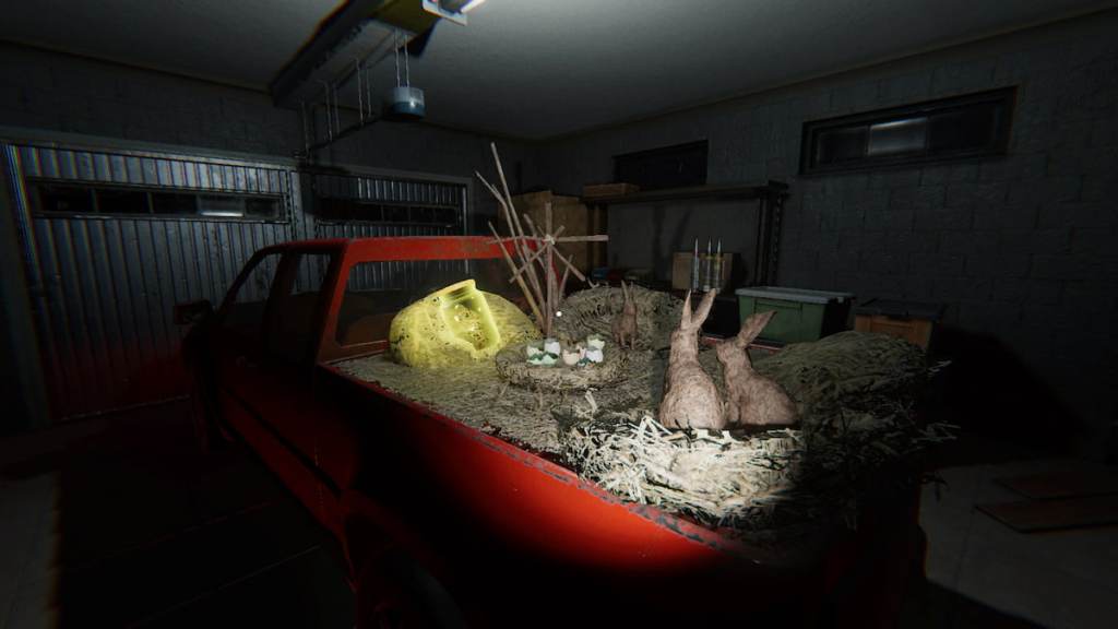 Forest Minion nest in garage at 13 Willow Street in Phasmophobia