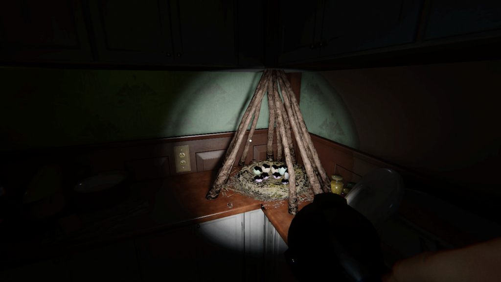 Forest Minion nest on counter in Phasmophobia