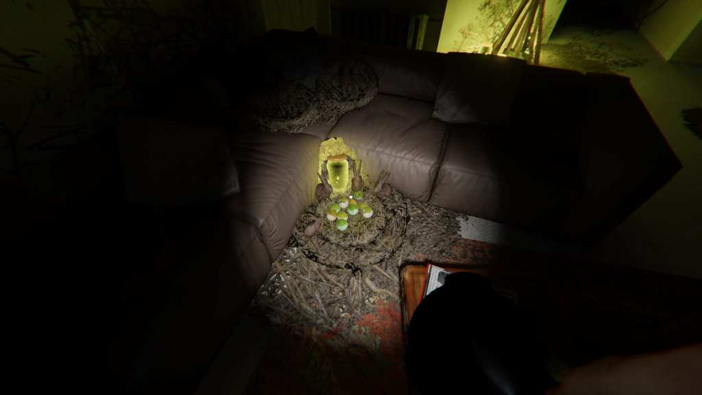 A Forest Minion nest in the living room at 6 Tanglewood Drive in Phasmophobia