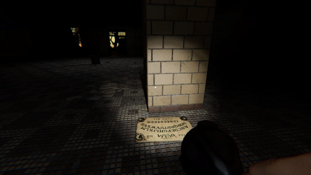 Ouija Board at brownstone high school in phasmophobia