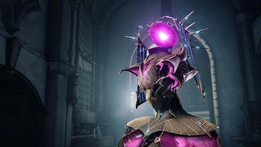 Valkyr's Heirloom signa brings a fancy headdress with an orb between it.