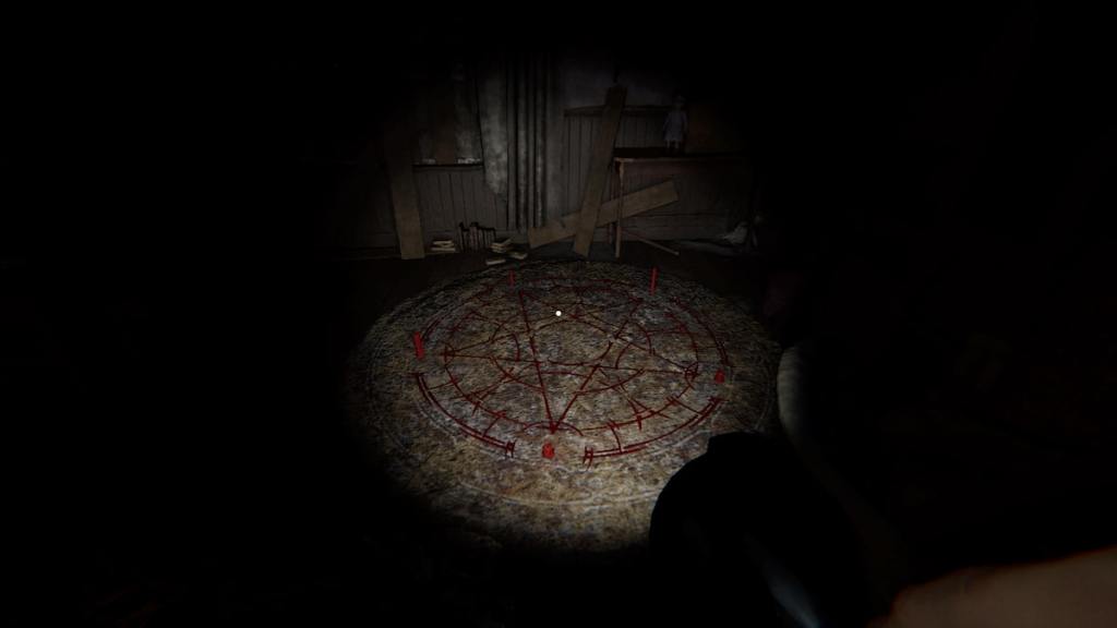 summoning circle at grafton farmhouse on rug in phasmophobia