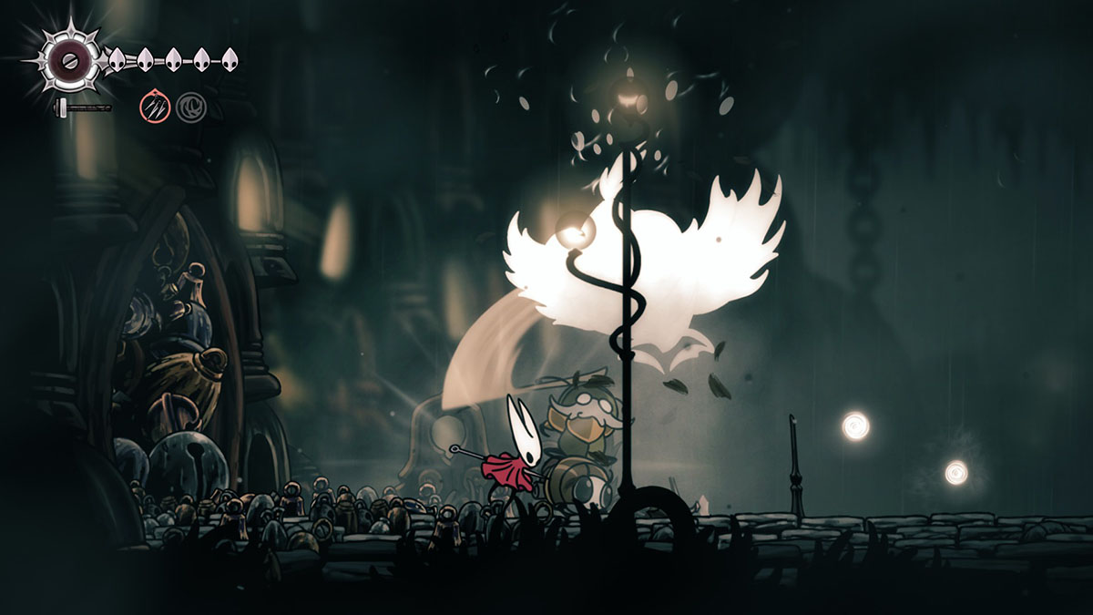 Hornet faces Moorwing in Silksong.